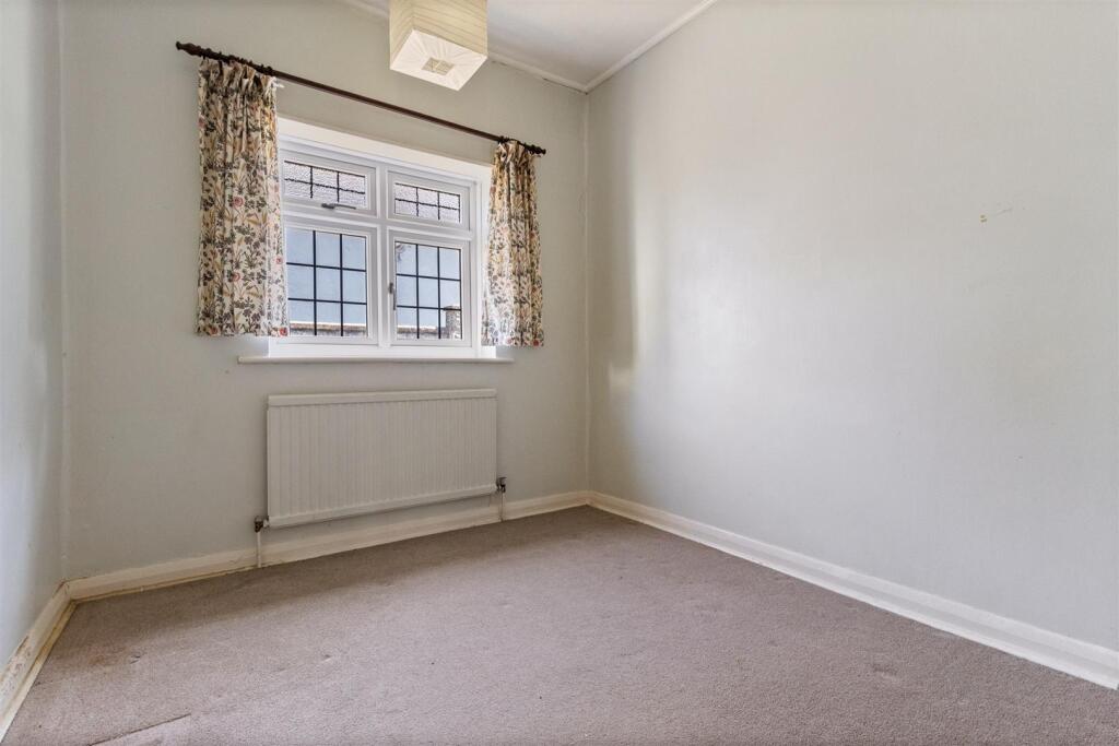 Langbury Lane, Ferring, Worthing photo 3