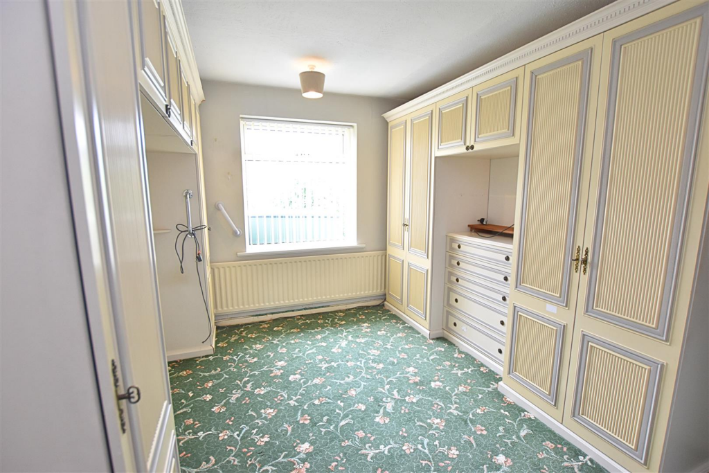 Windermere Avenue, Scartho, Grimsby photo 5