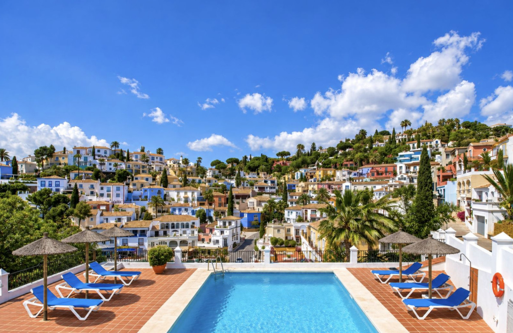 Main image of property: BenahavÃs, Málaga, Andalusia