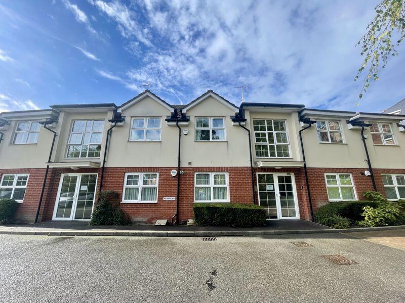 2-bed flat on Wooburn Green Village Centre Private Balcony, £325,000