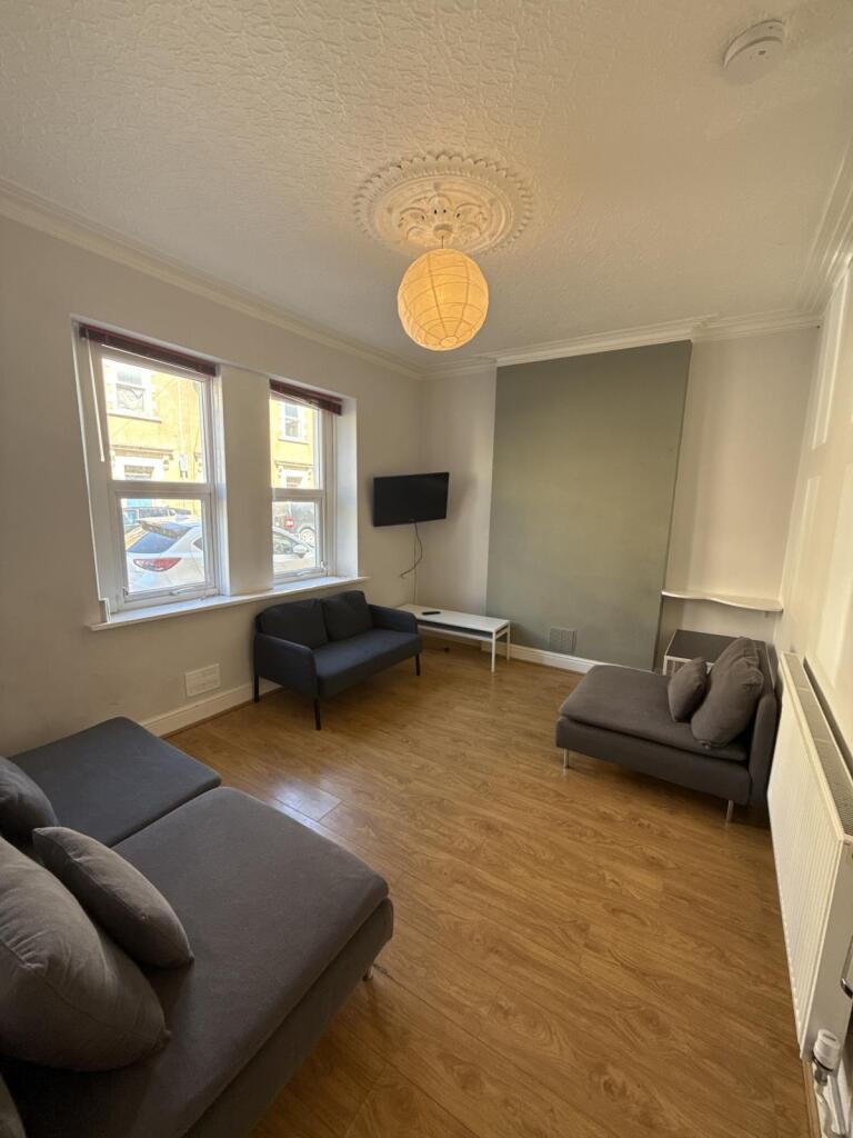 Main image of property: North Luton, Cardiff, CF24