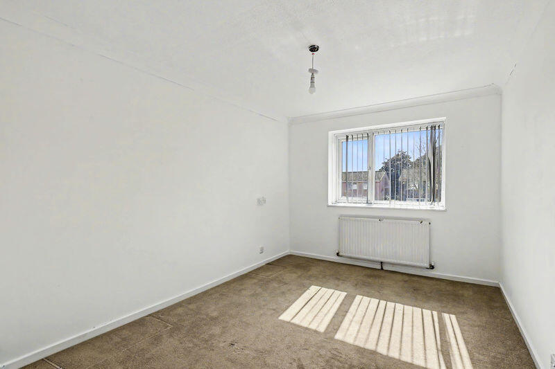 Fishers Close, Waltham Cross photo 4