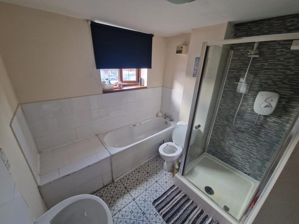 Bloxwich Road North, Willenhall, Walsall photo 5