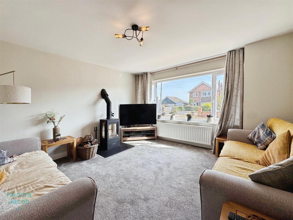 House in West Lindsey, Gainsborough - View 3