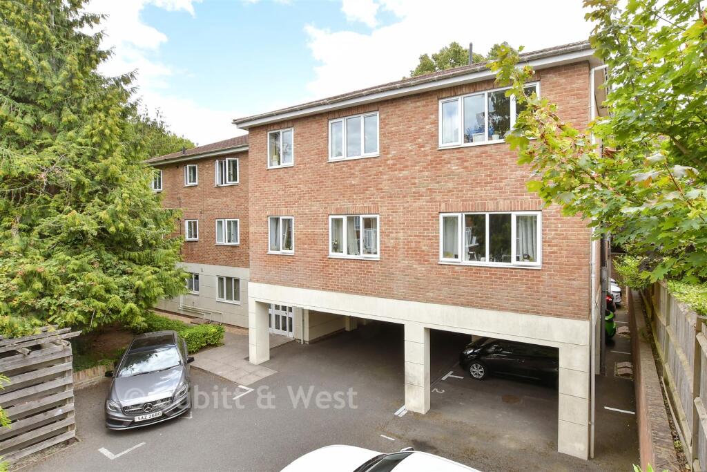 Main image of property: The Crescent, Belmont, Sutton, Surrey