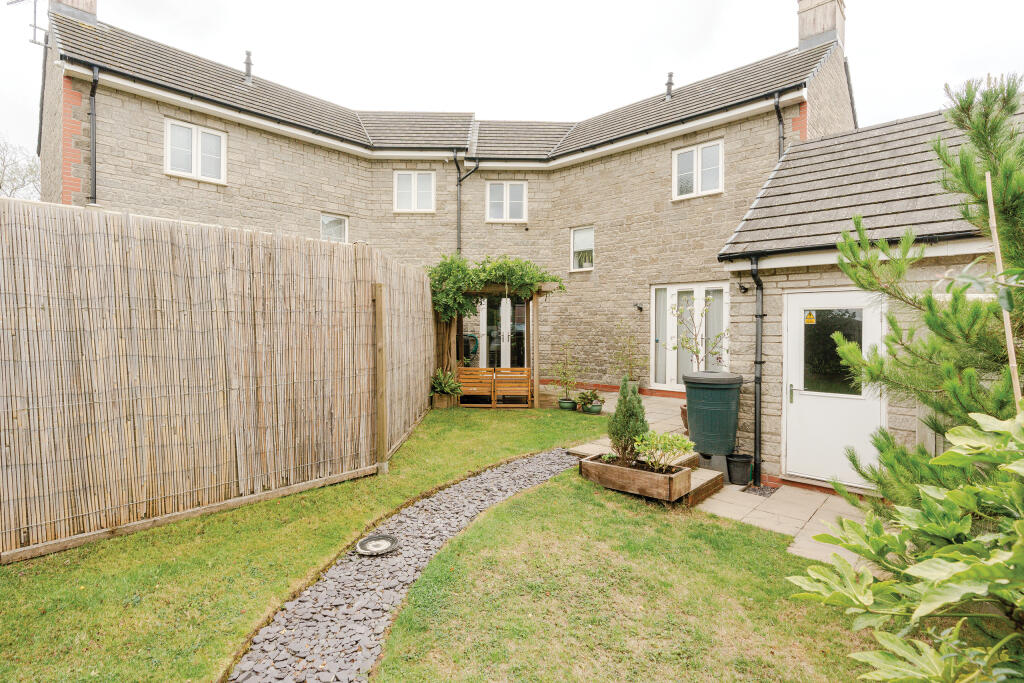 House in Bristol - More