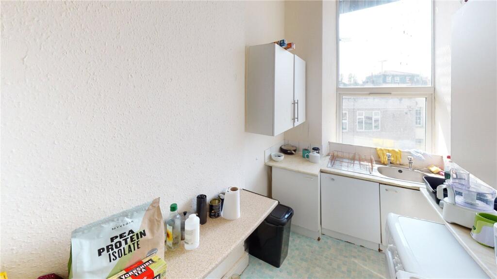5 bedroom apartment for rent