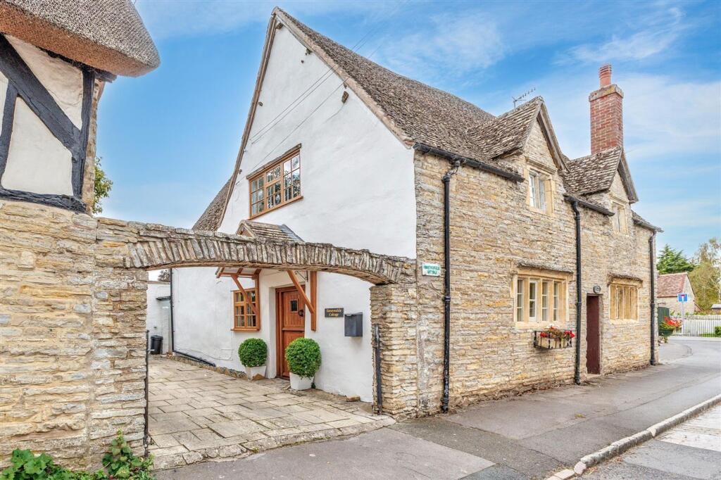 Main image of property: Main Street, Offenham, WR11