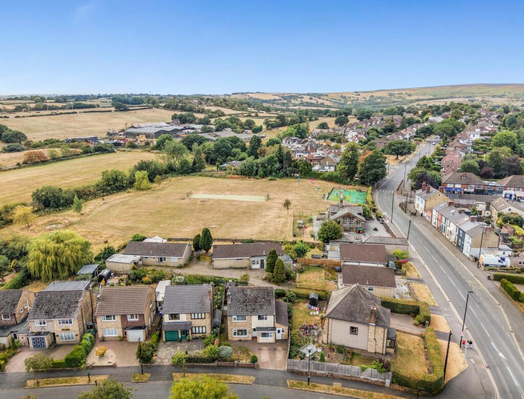 House in Sheffield, Bradway - View 2