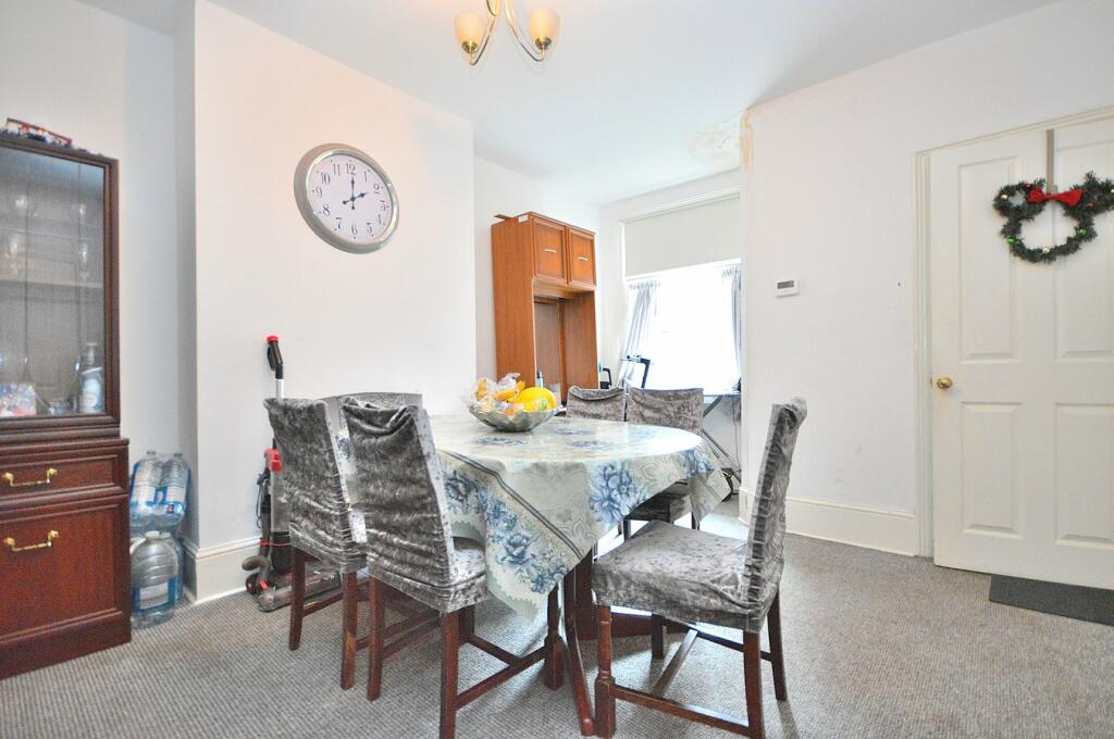 House in Northampton - View 3