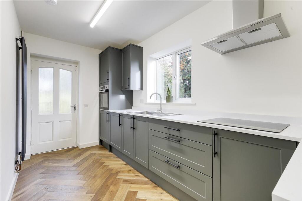 House in Nottingham, Bestwood Park Estate - View 2