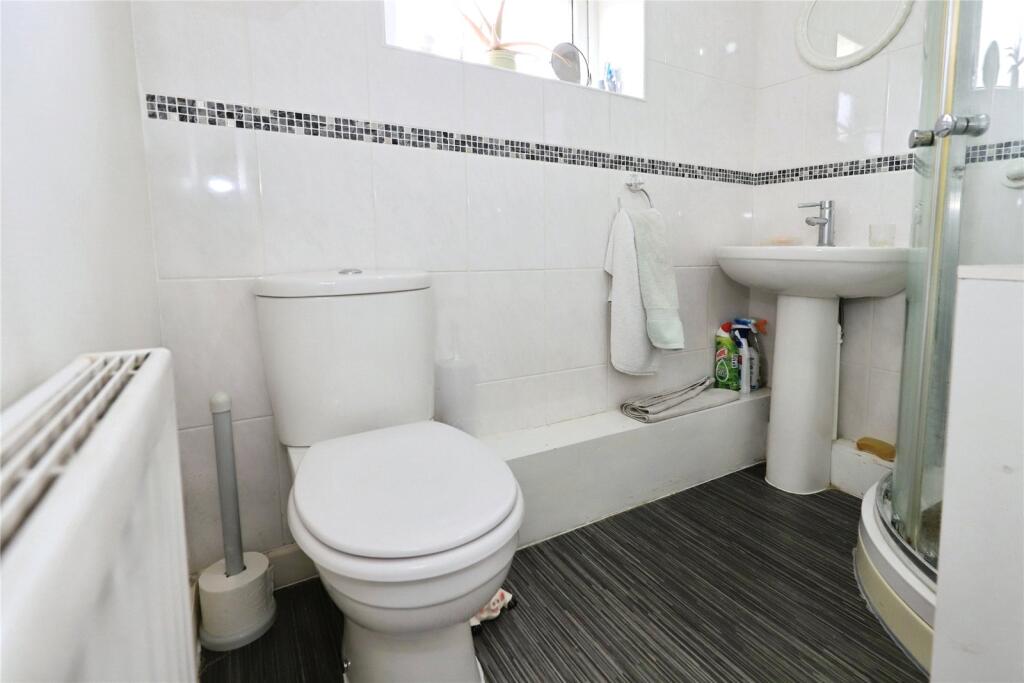 House in Wolverhampton, West Midlands - View 4