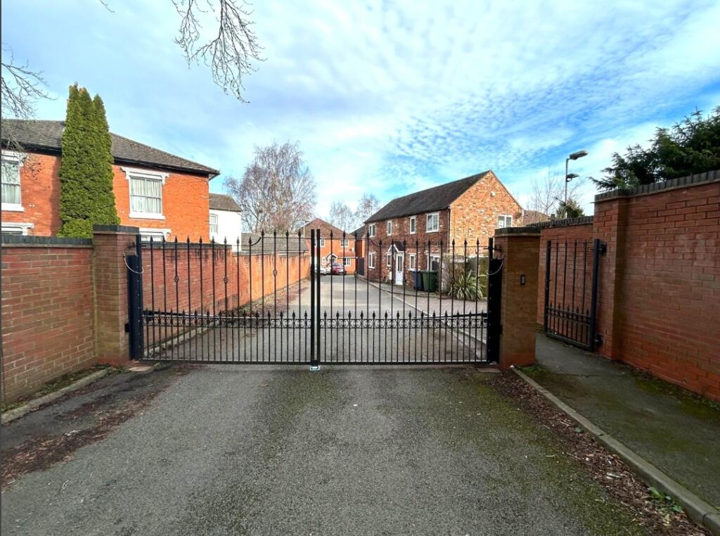Parkfield Court, Two Gates, Tamworth, Staffordshire, B77