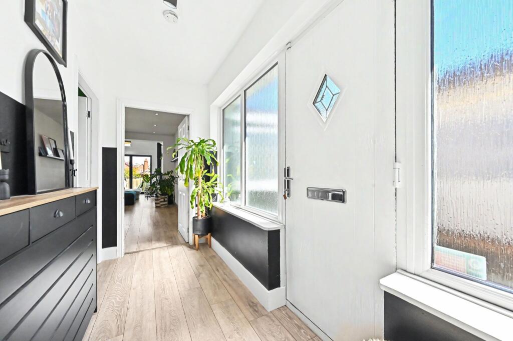 House in Stafford, Eccleshall - More