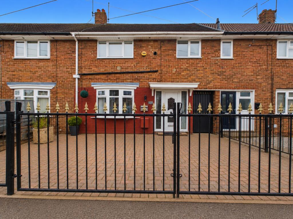 Main image of property: Plym Grove, Hull, East Yorkshire, HU8