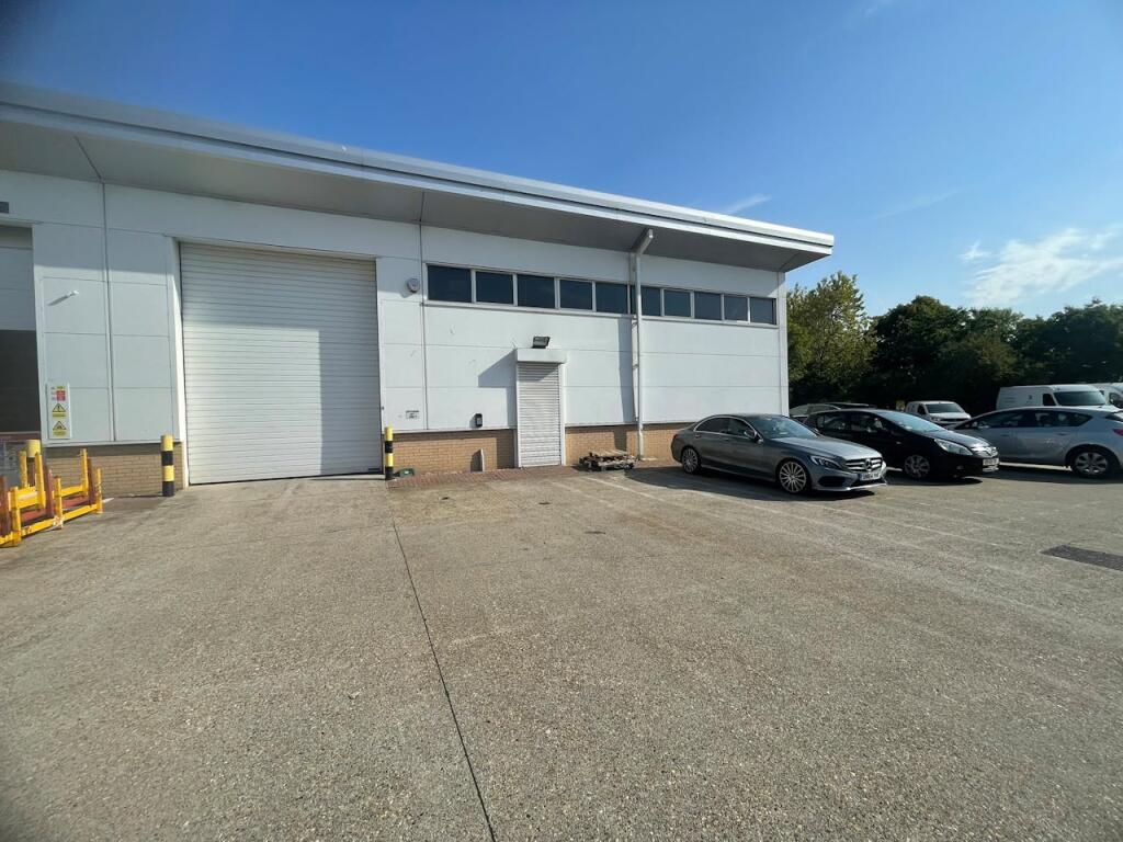 Main image of property: Unit 1 Gateway Business Centre, Thamesmead, London, SE28 0EZ