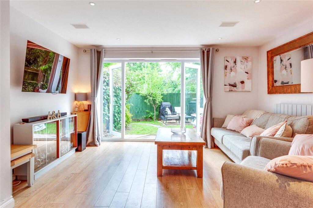 House in South Oxfordshire, Henley-on-Thames - More