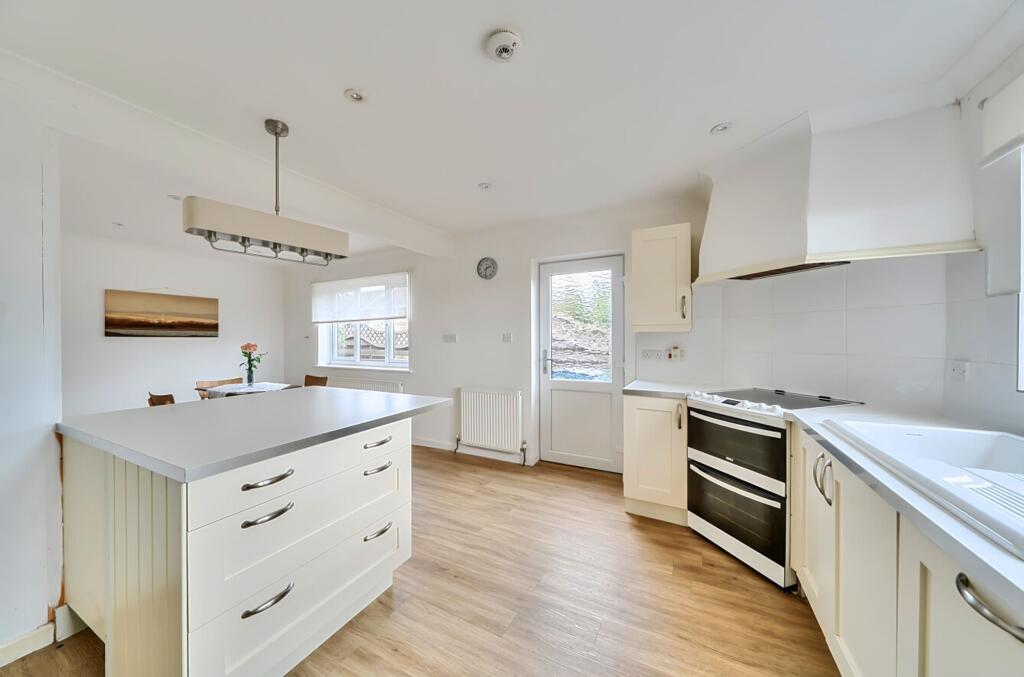 House in Portsmouth - View 3