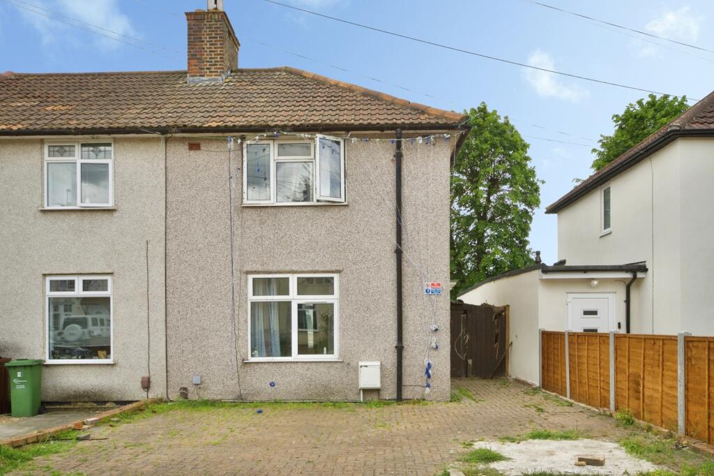 Harrold Road, Dagenham, Essex, RM8 - View 4
