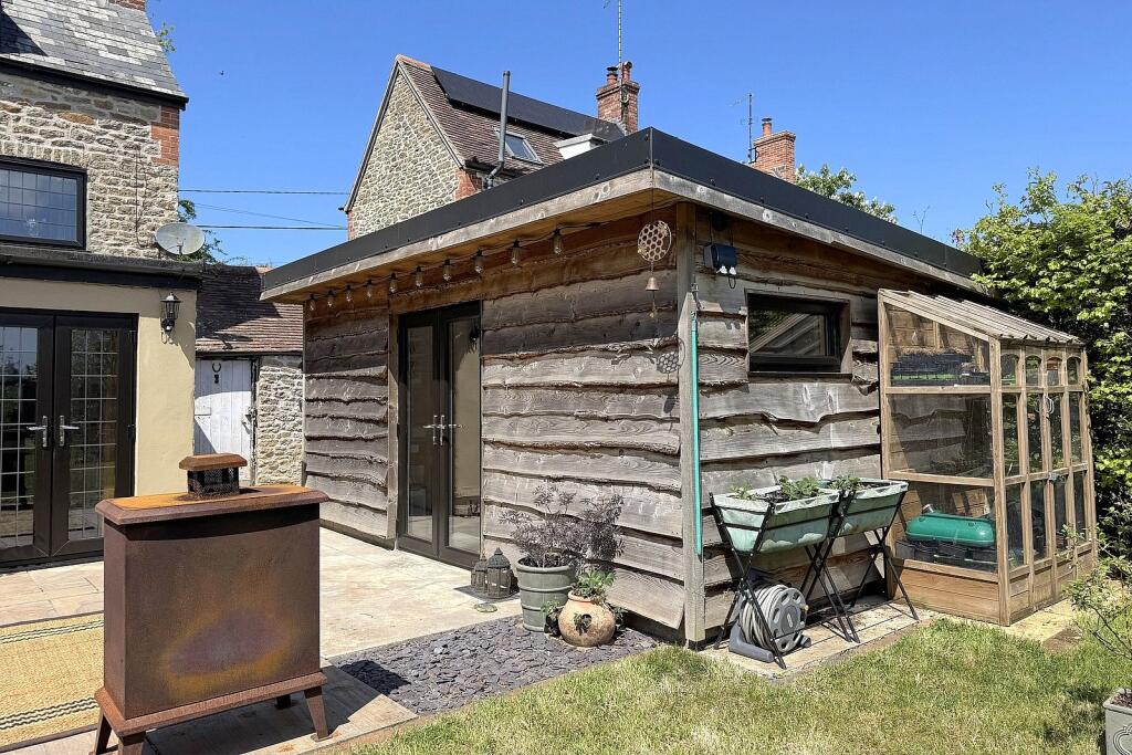 Vale View, Wincanton, Somerset, BA9 photo 3
