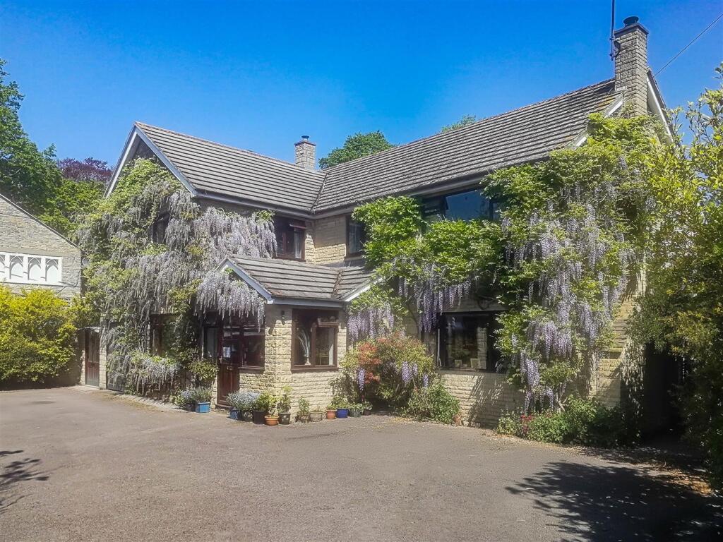 Main image of property: Alchester Road, Chesterton, Bicester