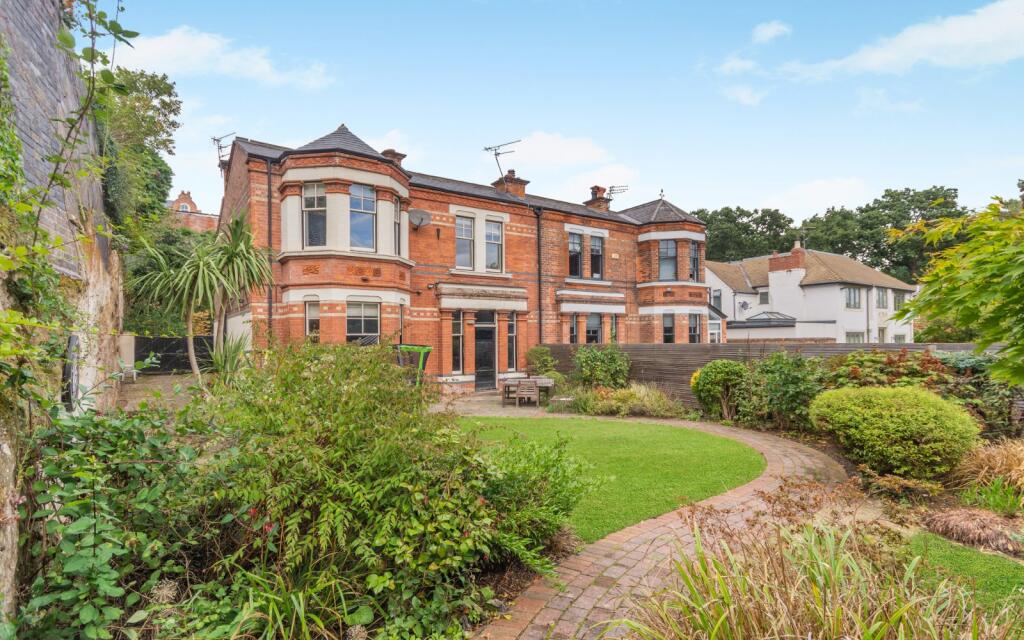Main image of property: Park Ravine, The Park, Nottingham, NG7