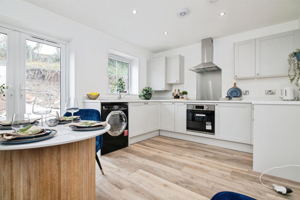 House in Dudley - View 3