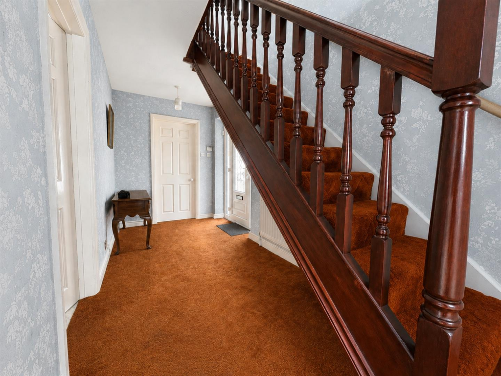 House in Northampton, Kingsthorpe - View 2