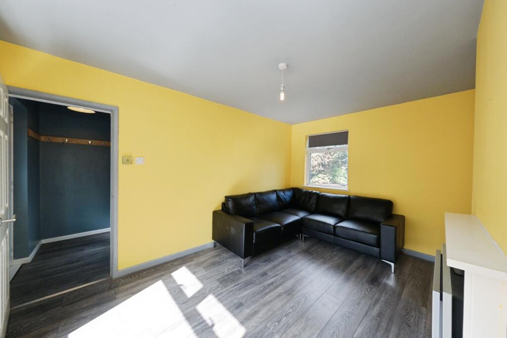 House in Derby - View 5