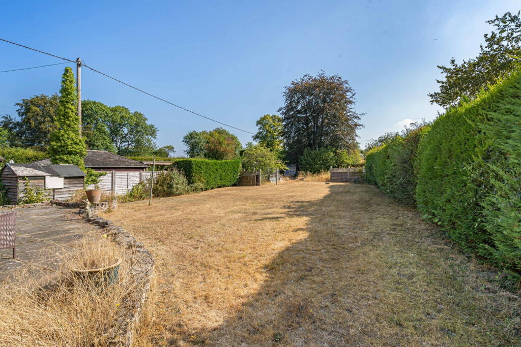 House in Mole Valley, Surrey - View 5