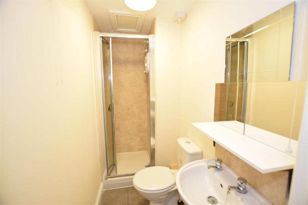 Apartment in York - View 4
