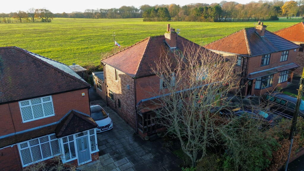 3-bed semi-detached on Harvey Lane, Golborne, Warrington, WA3 3QL, £210,000