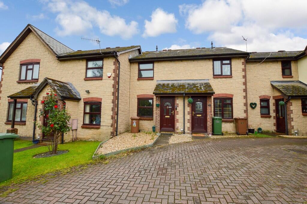 Main image of property: Clos Llyswen, Penpedairheol