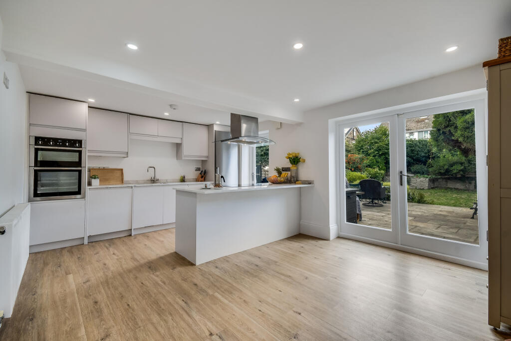 House in Chelmsford, Moulsham - More