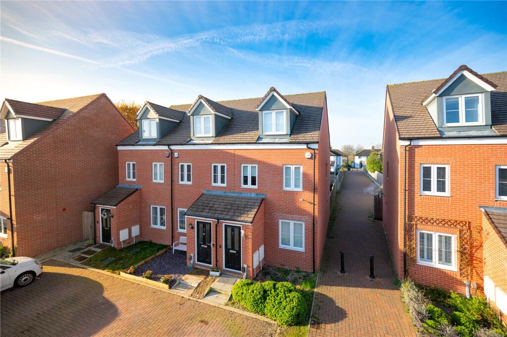 Main image of property: Shakespeare Close, St. Albans, Hertfordshire