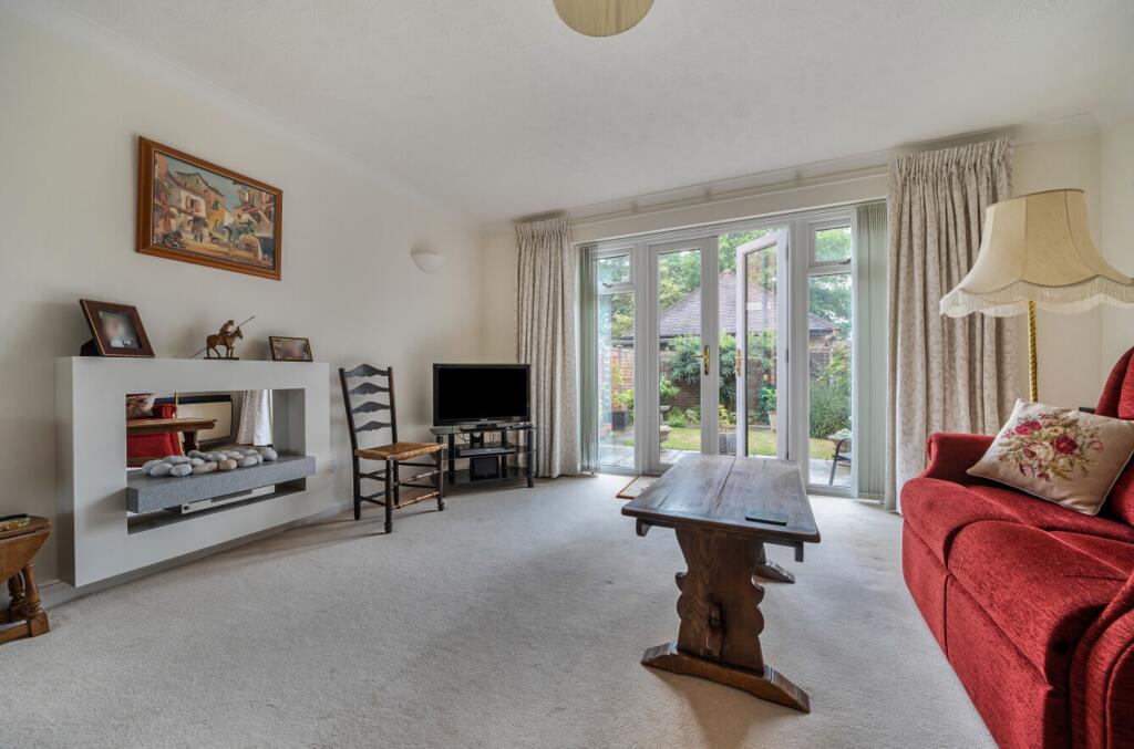 Apartment in Chichester - View 3