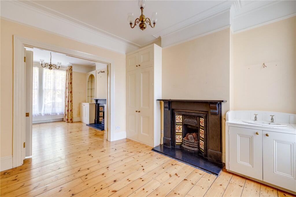 House in London - More