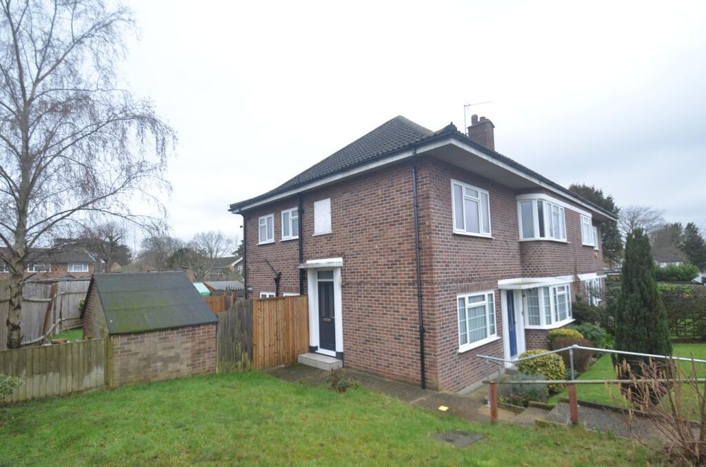 Main image of property: Lyconby Gardens, Shirley, Croydon, CR0