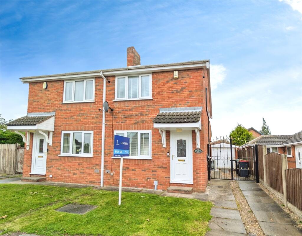2-bed semi-detached on Milldale Walk, Sutton-in-Ashfield, Nottinghamshire, £165,000