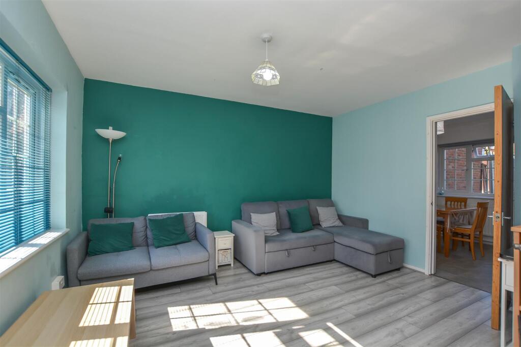 House in Chelmsford - View 3