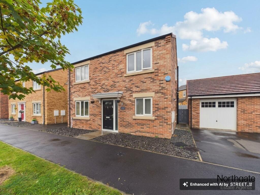 3-bed detached on The Swale, Newton Aycliffe, DL5, £220,000