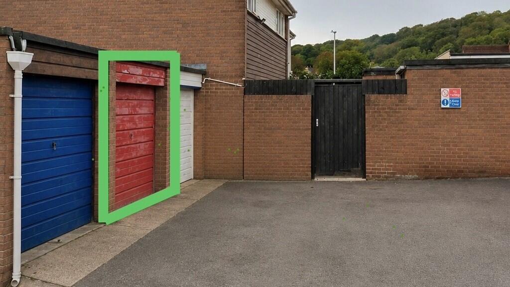 Snowdon Vale, Weston-super-Mare photo 4