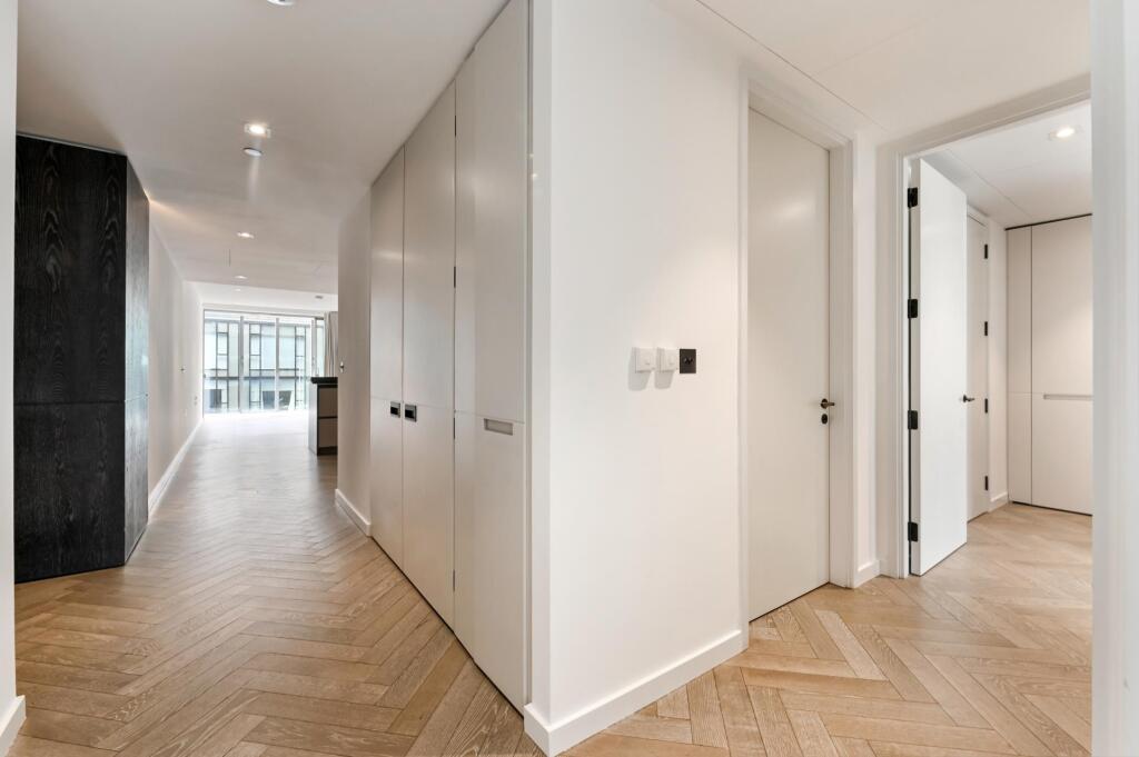 Apartment in London - More