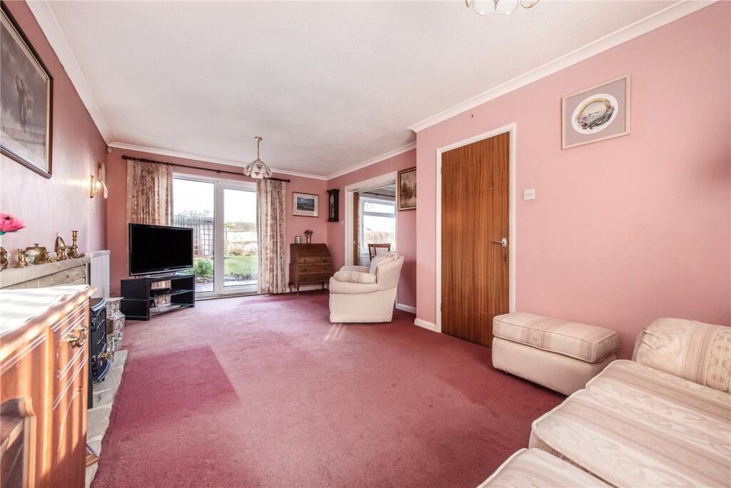 Maplehurst Road, Chichester, West Sussex, PO19 photo 2