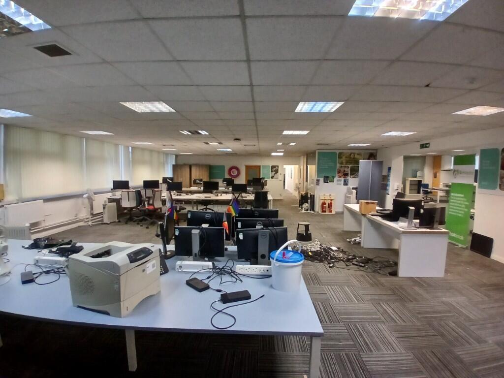 Side Office