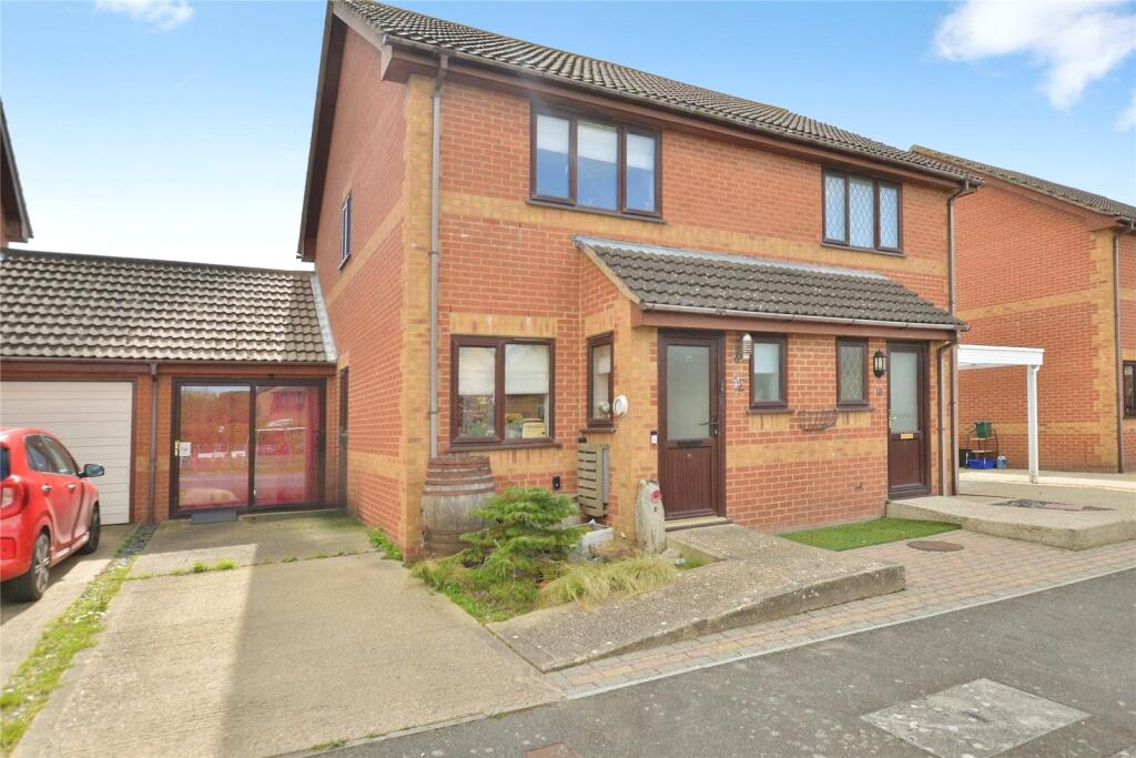 Main image of property: Megan Close, Lydd, Romney Marsh, Kent, TN29