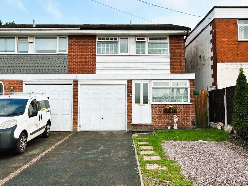 3-bed semi-detached on Lindon Road, Brownhills, Walsall WS8 7BH , £220,000