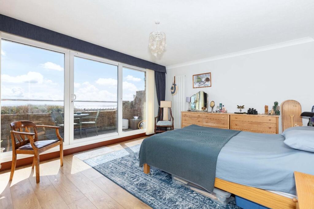 House in Adur, Lancing - View 4