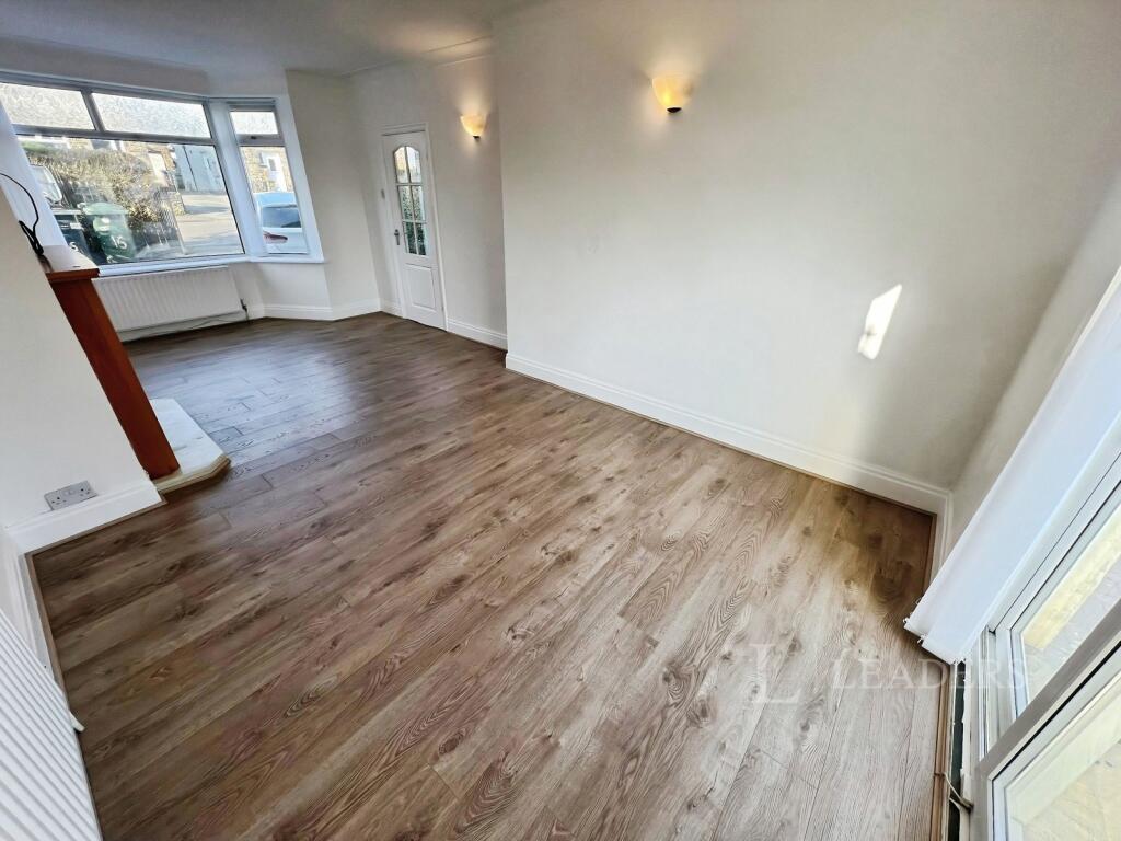 Additional image 3 of Leafield Crescent, Bradford, West Yorkshire, BD2