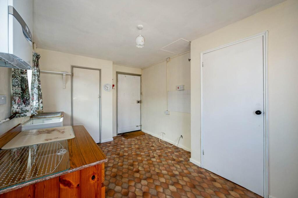 House in Chichester, East Wittering - View 4